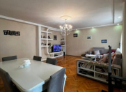 Satılır 5 otaqlı 130 m2 köhnə tikili İnşaatçılar m.