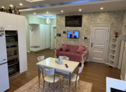 Satılır 4 otaqlı 170 m2 yeni tikili Gənclik m.