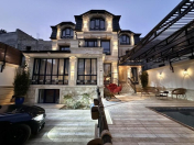 Satılır 5 otaqlı 400 m2 həyət evi Həzi Aslanov m.