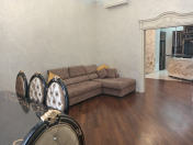 İcarəyə verilir 4 otaqlı 157 m2 yeni tikili Ağ şəhər