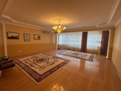 Satılır 4 otaqlı 223 m2 yeni tikili Şah İsmayıl Xətai m.