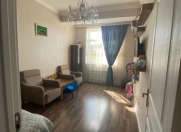 Satılır 1 otaqlı 41 m2 yeni tikili İnşaatçılar m.