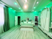 Satılır 5 otaqlı 220 m2 bağ evi Xəzər r.