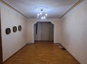 İcarəyə verilir 3 otaqlı 90 m2 köhnə tikili Elmlər Akademiyası m.