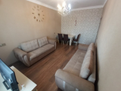 Satılır 2 otaqlı 60 m2 köhnə tikili Nizami r.