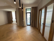 Satılır 3 otaqlı 134 m2 yeni tikili Nəriman Nərimanov m.