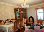 Satılır 3 otaqlı 70 m2 köhnə tikili Gənclik m.