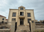 Satılır 8 otaqlı 345 m2 həyət evi Sabunçu r.