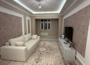 Satılır 4 otaqlı 110 m2 köhnə tikili Yeni Yasamal