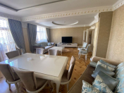 Satılır 3 otaqlı 170 m2 yeni tikili Elmlər Akademiyası m.