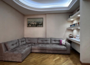 Satılır 3 otaqlı 165 m2 yeni tikili 28 May m.