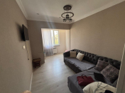 İcarəyə verilir 2 otaqlı 50 m2 köhnə tikili Qara Qarayev m.