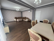 İcarəyə verilir 3 otaqlı 165 m2 yeni tikili Ağ şəhər