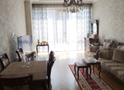 Satılır 2 otaqlı 75 m2 yeni tikili İnşaatçılar m.