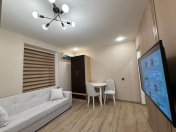 Satılır 2 otaqlı 45 m2 köhnə tikili Gənclik m.