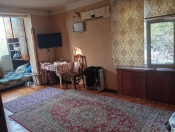 Satılır 2 otaqlı 40 m2 köhnə tikili İnşaatçılar m.