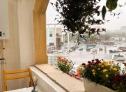 Satılır 2 otaqlı 60 m2 köhnə tikili Gənclik m.