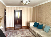 Satılır 3 otaqlı 70 m2 köhnə tikili Ayna Sultanova heykəli