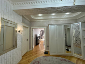 Satılır 3 otaqlı 120 m2 yeni tikili 28 Mall