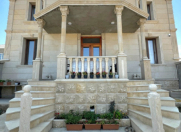 Satılır 9 otaqlı 220 m2 həyət evi Sulutəpə