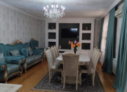 Satılır 8 otaqlı 250 m2 həyət evi Badamdar