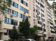 Satılır 5 otaqlı 120 m2 köhnə tikili Binəqədi r.