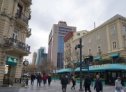 İcarəyə verilir 2 otaqlı 70 m2 köhnə tikili Fəvvarələr meydanı