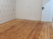 Satılır 2 otaqlı 65 m2 köhnə tikili Bakıxanov