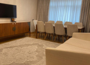 Satılır 3 otaqlı 80 m2 köhnə tikili Elmlər Akademiyası m.