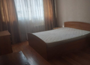 İcarəyə verilir 3 otaqlı 130 m2 köhnə tikili Yeni Yasamal