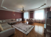 İcarəyə verilir 3 otaqlı 136 m2 yeni tikili Nizami m.