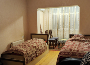 İcarəyə verilir 1 otaqlı 40 m2 köhnə tikili Atatürk parkı