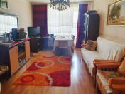 Satılır 3 otaqlı 100 m2 köhnə tikili Gənclik m.