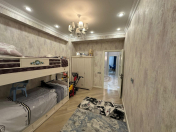 Satılır 3 otaqlı 120 m2 yeni tikili Nizami r.