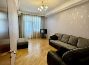 Satılır 4 otaqlı 180 m2 yeni tikili Azadlıq prospekti m.