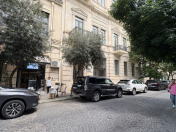 İcarəyə verilir 3 otaqlı 500 m2 ofis 28 Mall