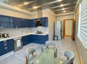 İcarəyə verilir 3 otaqlı 120 m2 yeni tikili 8 Noyabr m.