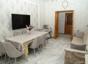 Satılır 3 otaqlı 85 m2 köhnə tikili Həzi Aslanov m.