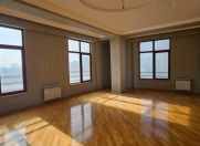 Satılır 3 otaqlı 142.5 m2 yeni tikili 8 Noyabr m.