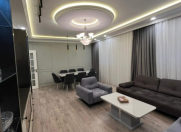 Satılır 4 otaqlı 180 m2 yeni tikili 8 Noyabr m.