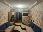 Satılır 3 otaqlı 80 m2 köhnə tikili Xalqlar Dostluğu m.