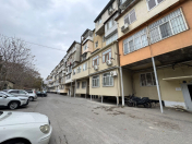 Satılır 2 otaqlı 60 m2 köhnə tikili 28 May m.