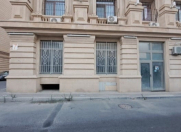 Satılır 1 otaqlı 140 m2 obyekt Bayıl parkı