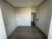 Satılır 2 otaqlı 45 m2 köhnə tikili Xalqlar Dostluğu m.