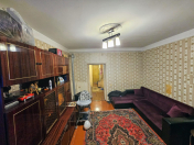 Satılır 2 otaqlı 43 m2 köhnə tikili Rəssamlıq Akademiyası