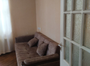 İcarəyə verilir 1 otaqlı 30 m2 köhnə tikili 8 km