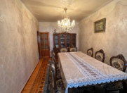 Satılır 3 otaqlı 90 m2 köhnə tikili Nərimanov r.