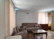 Satılır 1 otaqlı 40 m2 köhnə tikili Gənclik m.