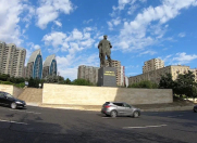 Satılır 2 otaqlı 70 m2 köhnə tikili İçəri Şəhər m.