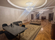 İcarəyə verilir 4 otaqlı 220 m2 yeni tikili 8 Noyabr m.